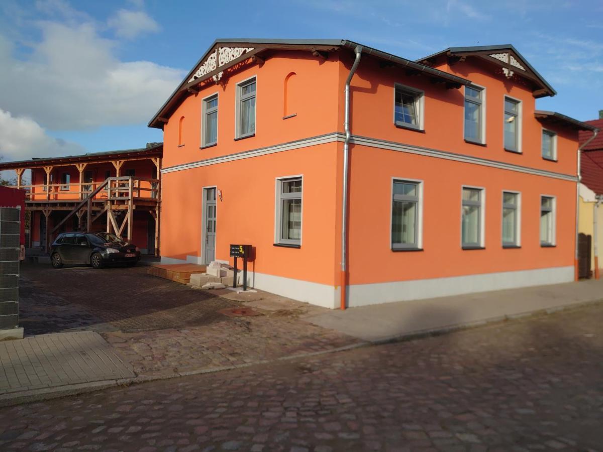 Haus No. 5A Apartment Demmin Luaran gambar